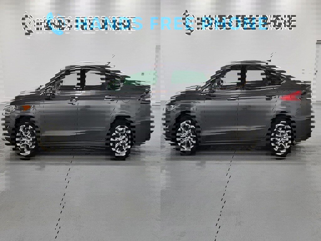 Used 2020 Ford Fusion Energi Titanium image 6