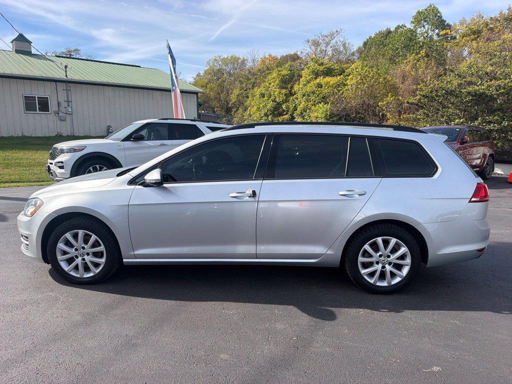 Used 2016 Volkswagen Golf S FWD image 8