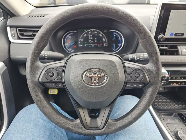 Used 2025 Toyota RAV4 XLE image 13