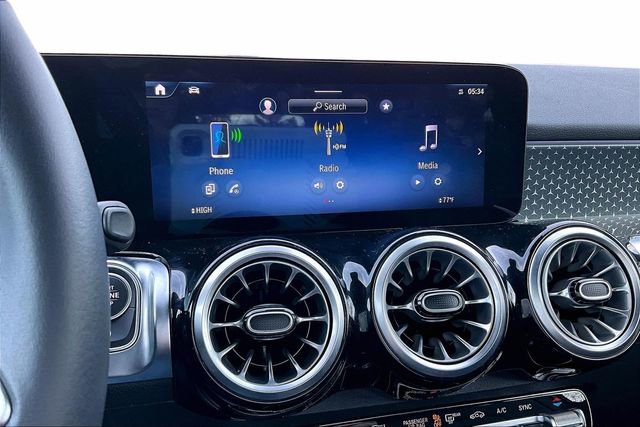 Certified 2025 Mercedes-Benz GLB 250 4MATIC image 12