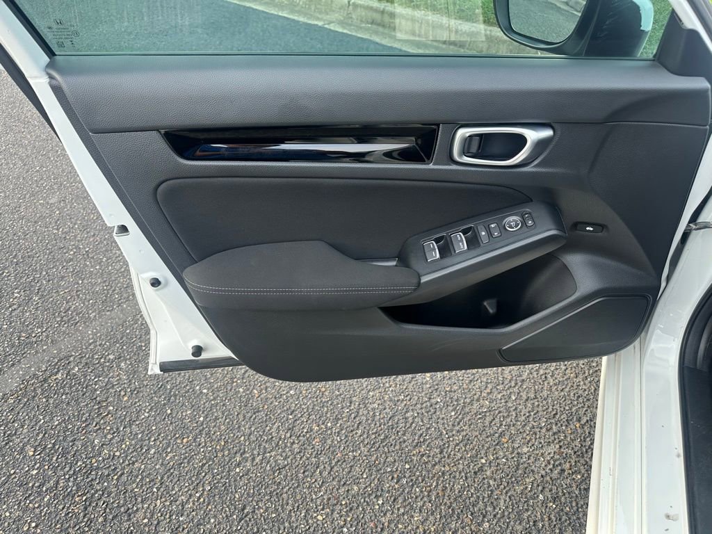 Used 2024 Honda Civic EX image 10