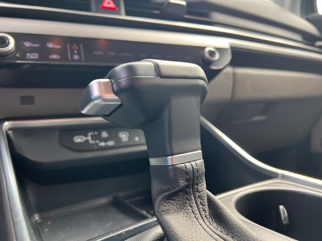 Certified 2025 Kia Carnival EX FWD image 27