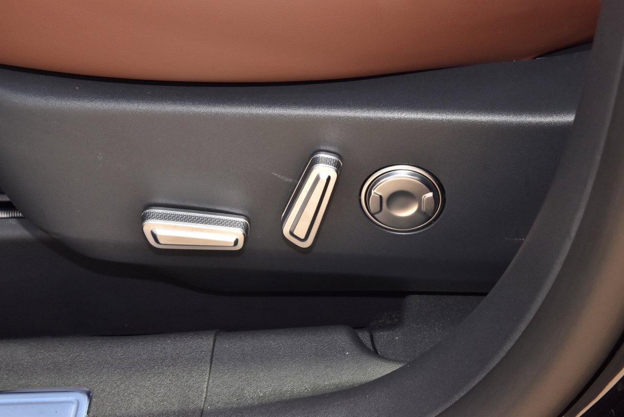 New 2026 Lincoln Nautilus Reserve AWD/4WD image 36