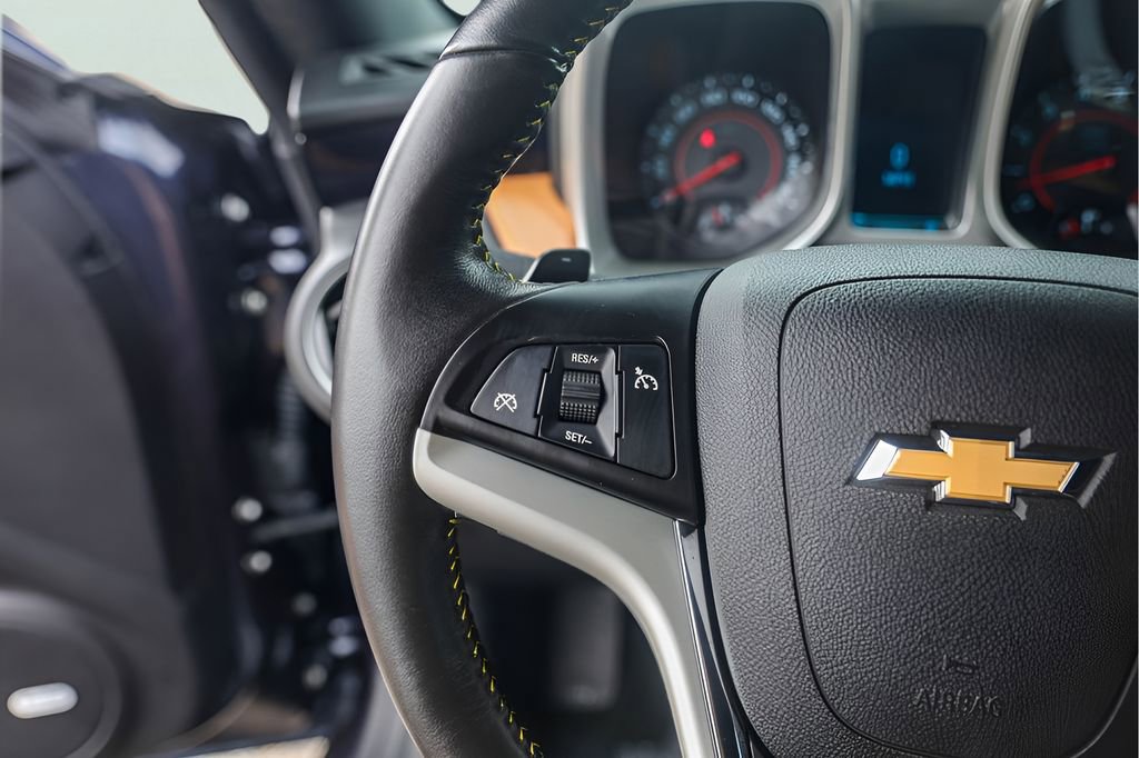 Used 2013 Chevrolet Camaro SS w/ Dusk Special Edition RWD image 18
