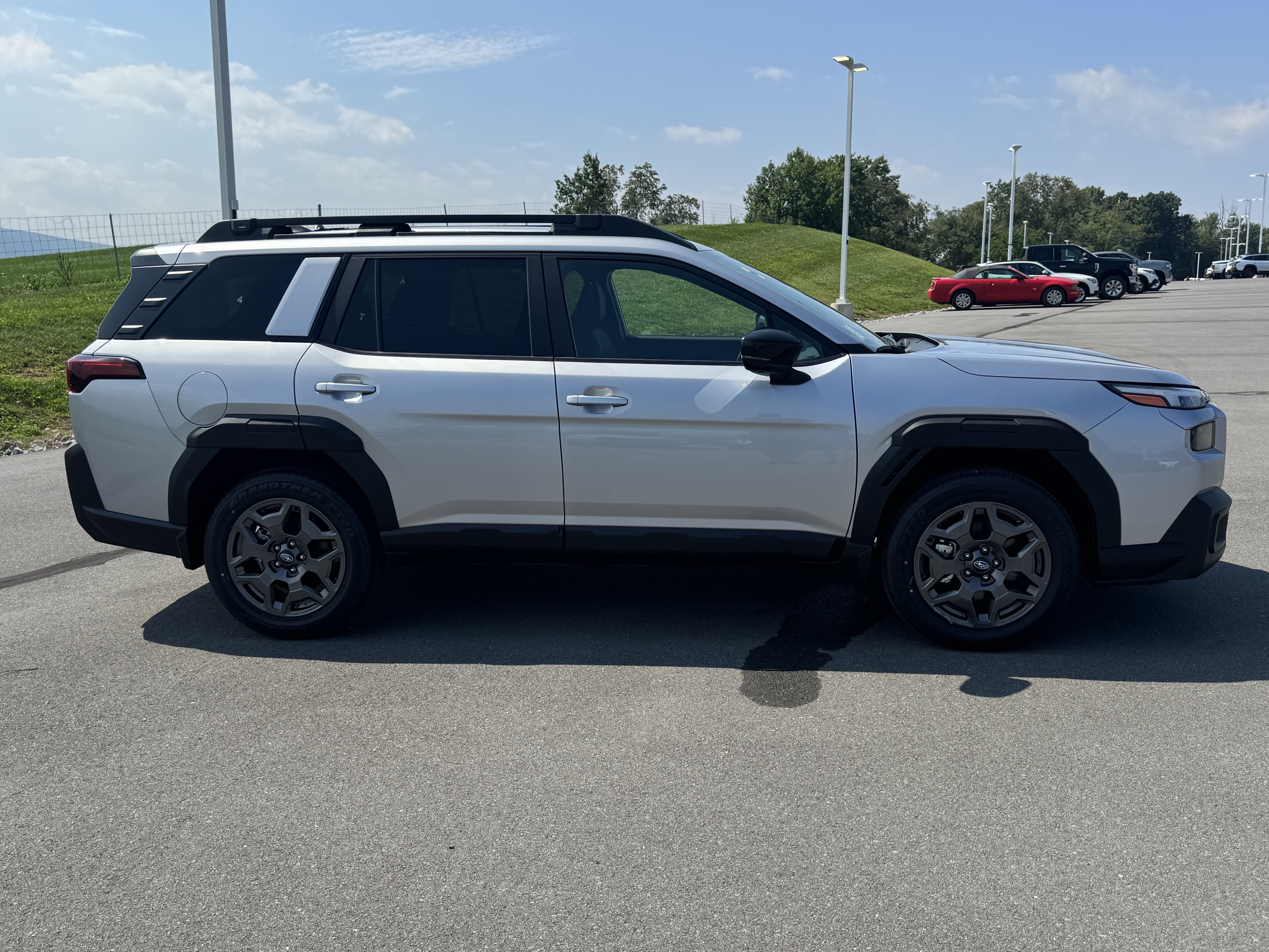 Certified 2026 Subaru Outback Premium AWD/4WD image 2