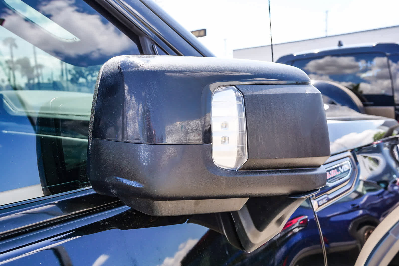 Used 2023 GMC Sierra 1500 AT4X w/ AT4X AEV Edition image 12