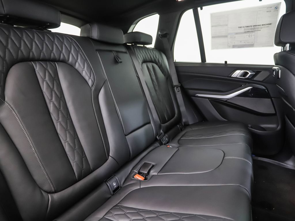 New 2026 BMW X5 M60i image 27