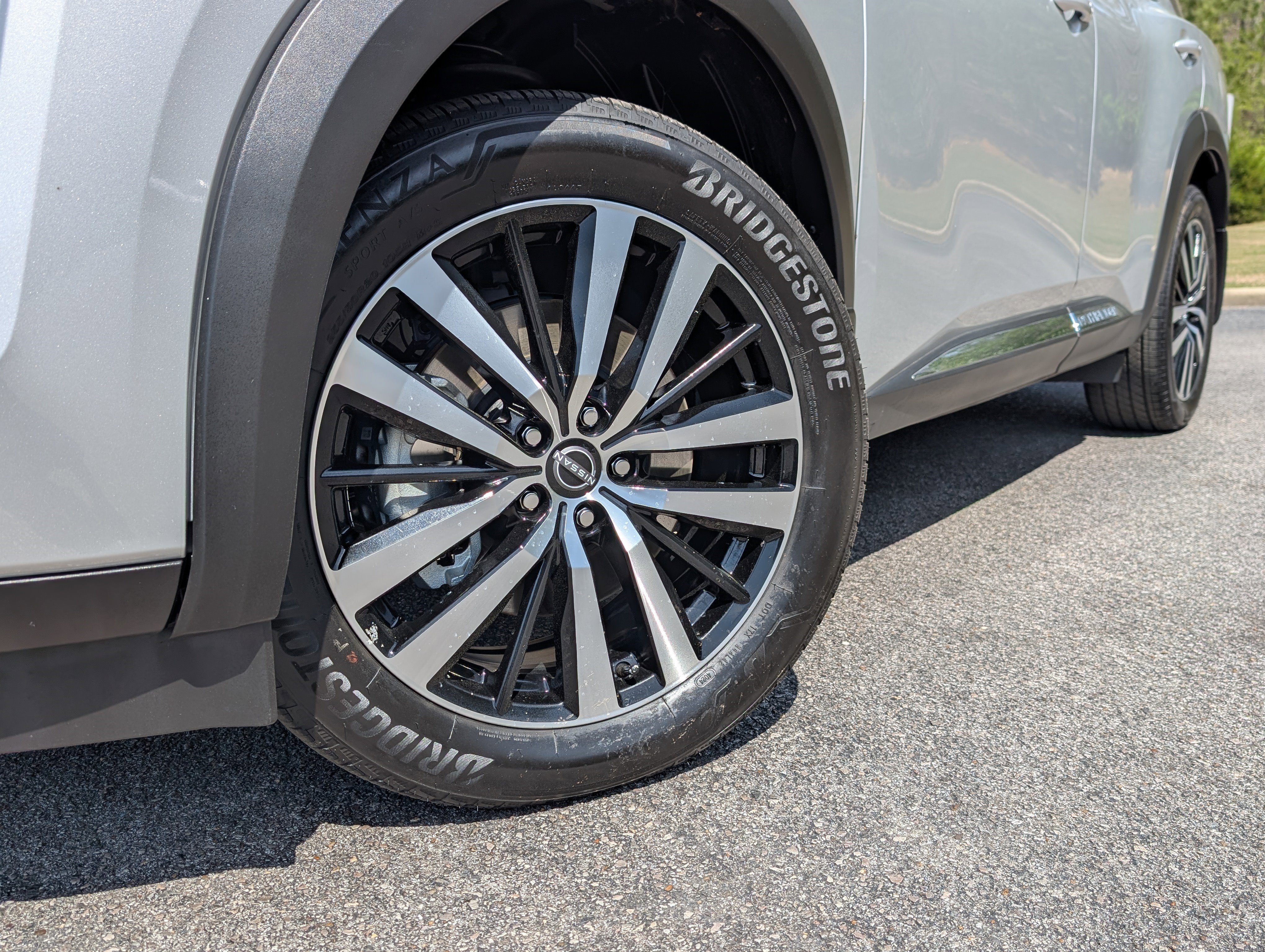 Used 2025 Nissan Pathfinder Platinum FWD image 37
