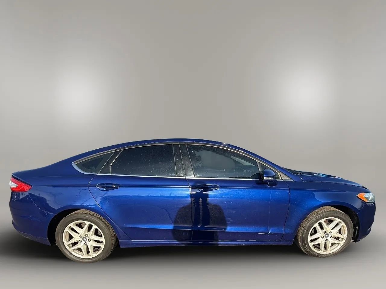 Used 2015 Ford Fusion SE image 6