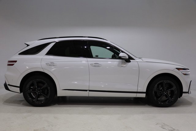 New 2026 Genesis GV70 2.5T Sport Prestige AWD/4WD image 8