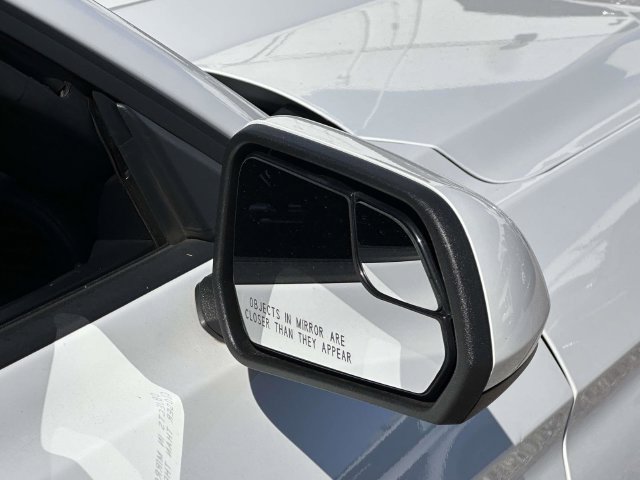 Used 2015 Ford Mustang Convertible w/ Equipment Group 051A RWD image 29