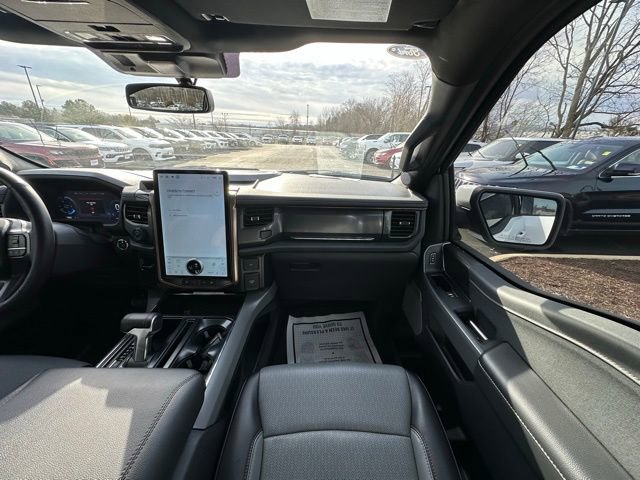 Used 2024 Ford F150 Lightning Lariat image 29