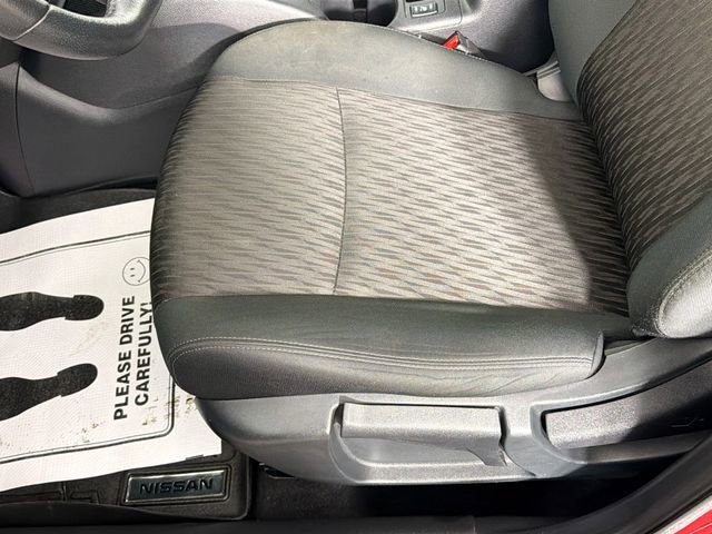 Used 2020 Nissan Rogue S image 18