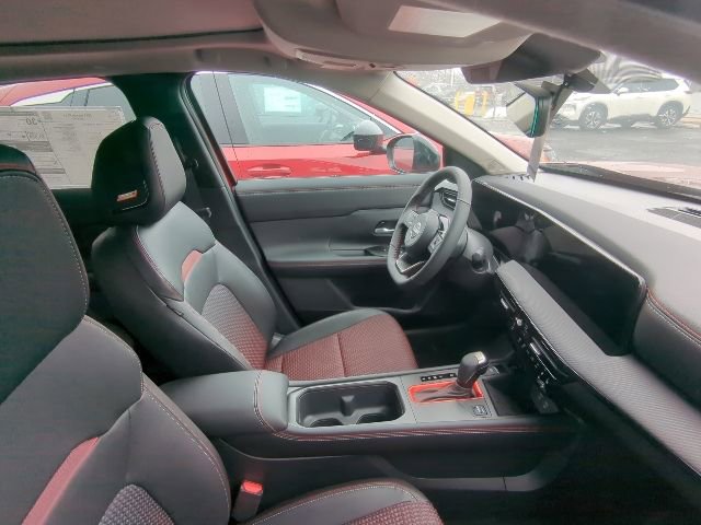 New 2026 Nissan Kicks SR w/ SR Premium Package AWD/4WD image 11