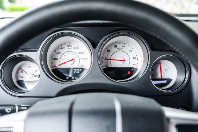 Used 2011 Dodge Challenger R/T RWD image 9
