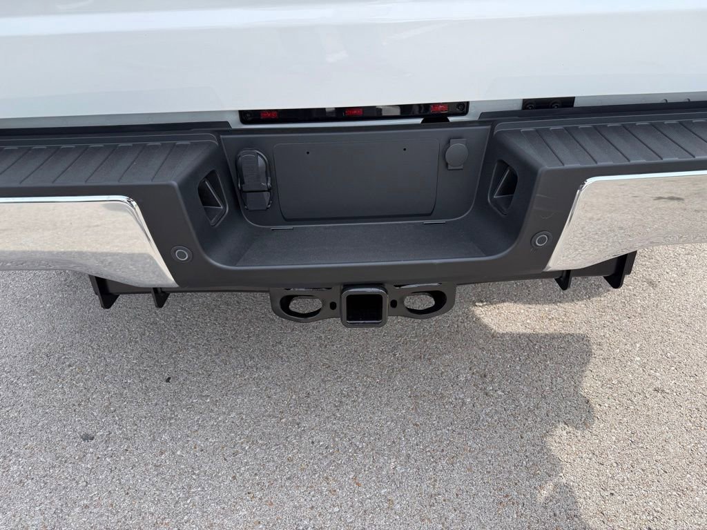 New 2026 Ford F350 4x4 Crew Cab DRW Super Duty image 38