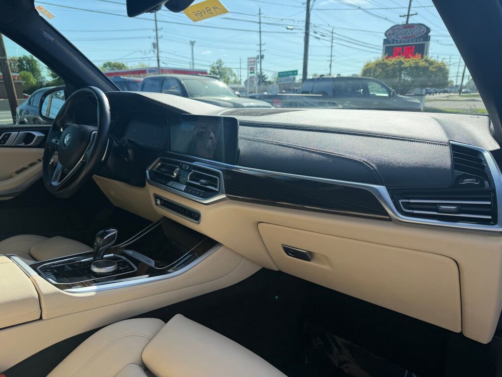 Used 2020 BMW X5 sDrive40i w/ Premium Package RWD image 30