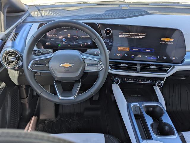 New 2026 Chevrolet Equinox EV LT FWD image 4