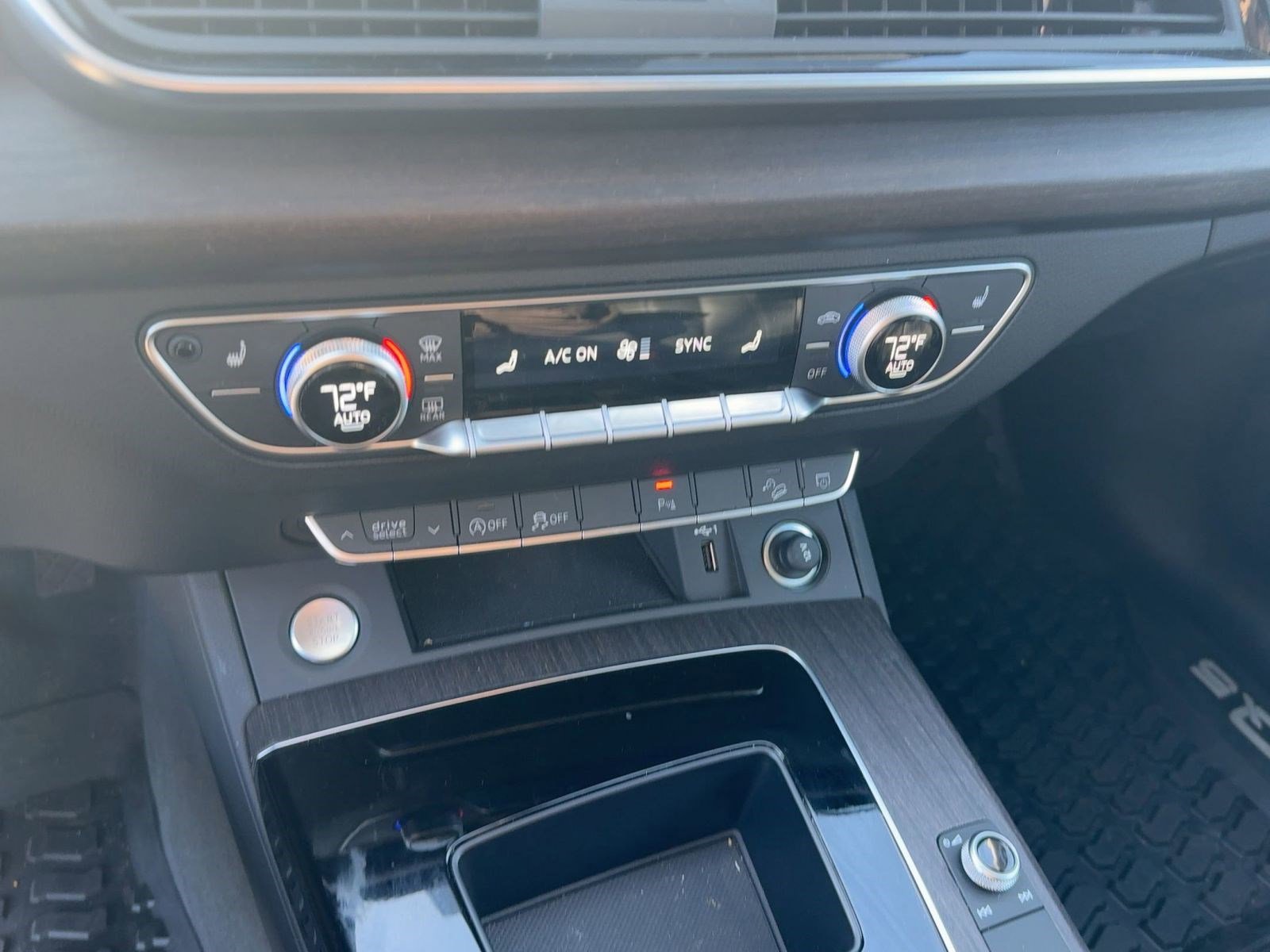 Used 2025 Audi Q5 2.0T Premium w/ Convenience Plus Package image 17