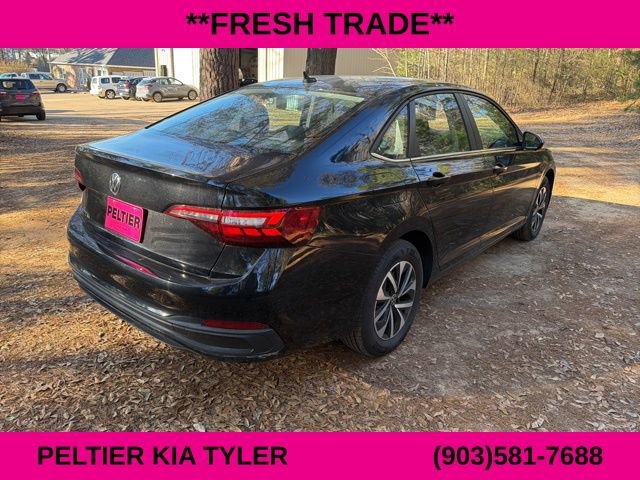Used 2024 Volkswagen Jetta S image 10