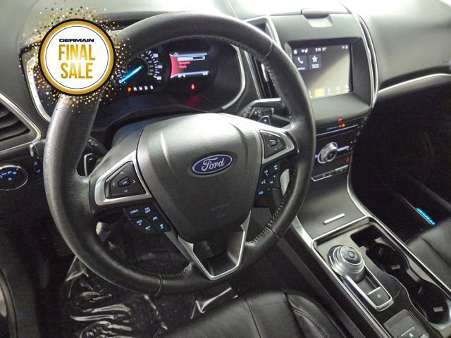 Used 2019 Ford Edge Titanium w/ Cold Weather Package image 14