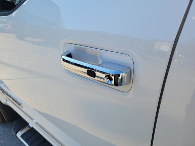 Used 2022 Ford F350 Lariat w/ Lariat Ultimate Package image 9