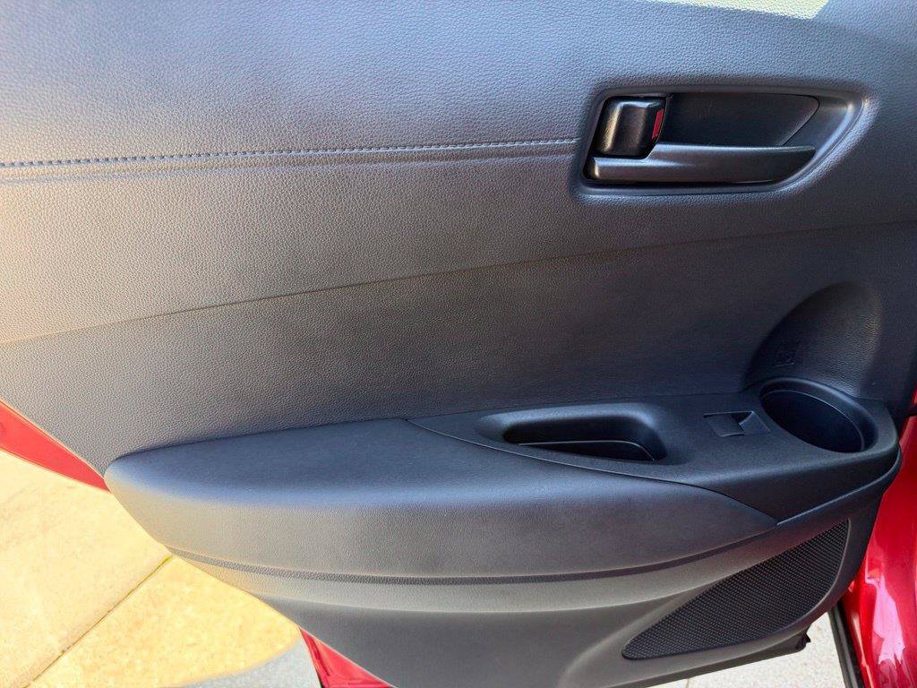 Used 2026 Toyota Corolla Cross LE FWD image 12