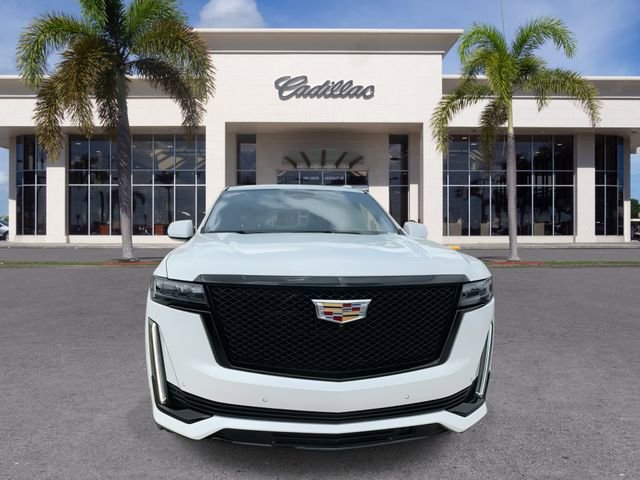 Certified 2024 Cadillac Escalade Sport Platinum w/ LPO, Floor Liner Package image 4