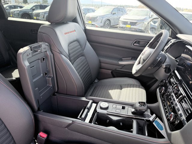 New 2026 Nissan Pathfinder Rock Creek AWD/4WD image 17