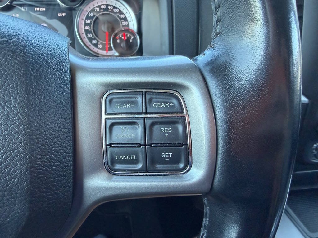 Used 2022 RAM 1500 Classic SLT w/ Electronics Convenience Group AWD/4WD image 22