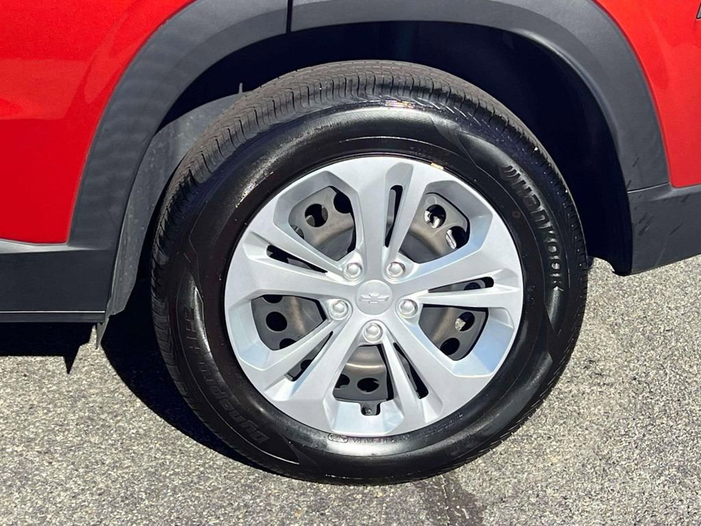 Used 2024 Chevrolet Trax LS FWD image 10