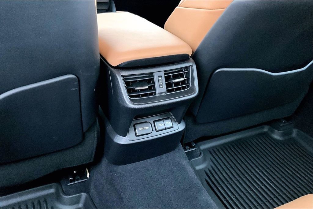 Used 2024 Lexus ES 350 Ultra Luxury image 32