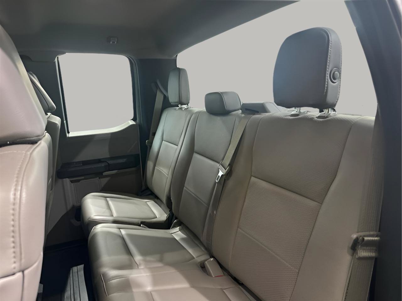 Used 2017 Ford F150 XL w/ Equipment Group 101A Mid AWD/4WD image 16