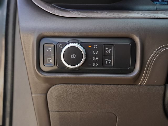 Used 2023 Ford Explorer Platinum w/ Technology Package AWD/4WD image 22