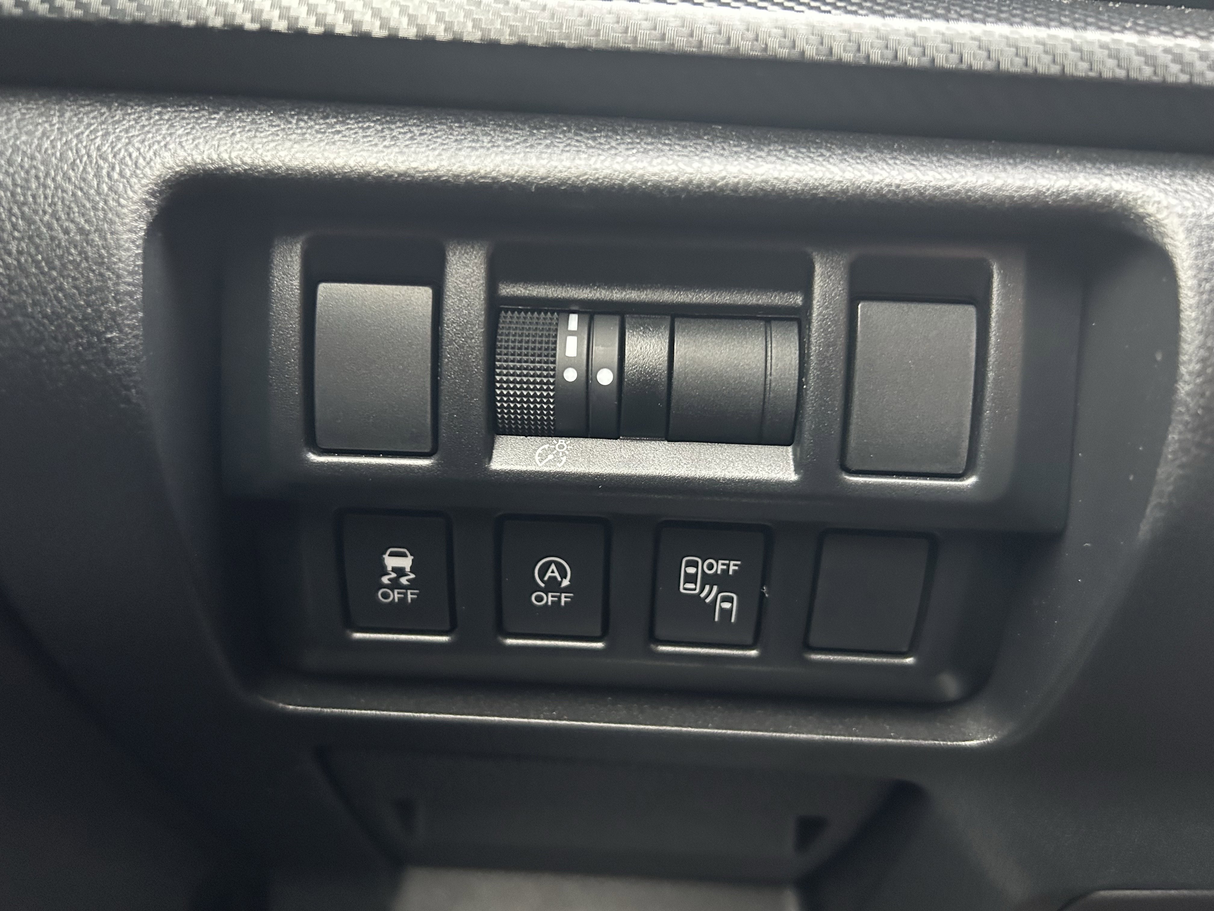 Used 2023 Subaru Crosstrek 2.0i Premium image 19