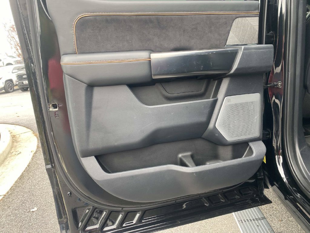 Certified 2024 Ford F350 Platinum AWD/4WD image 13