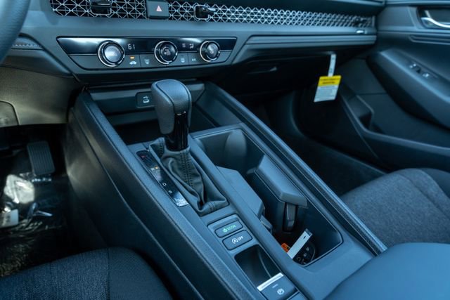 Certified 2025 Honda Accord LX image 26