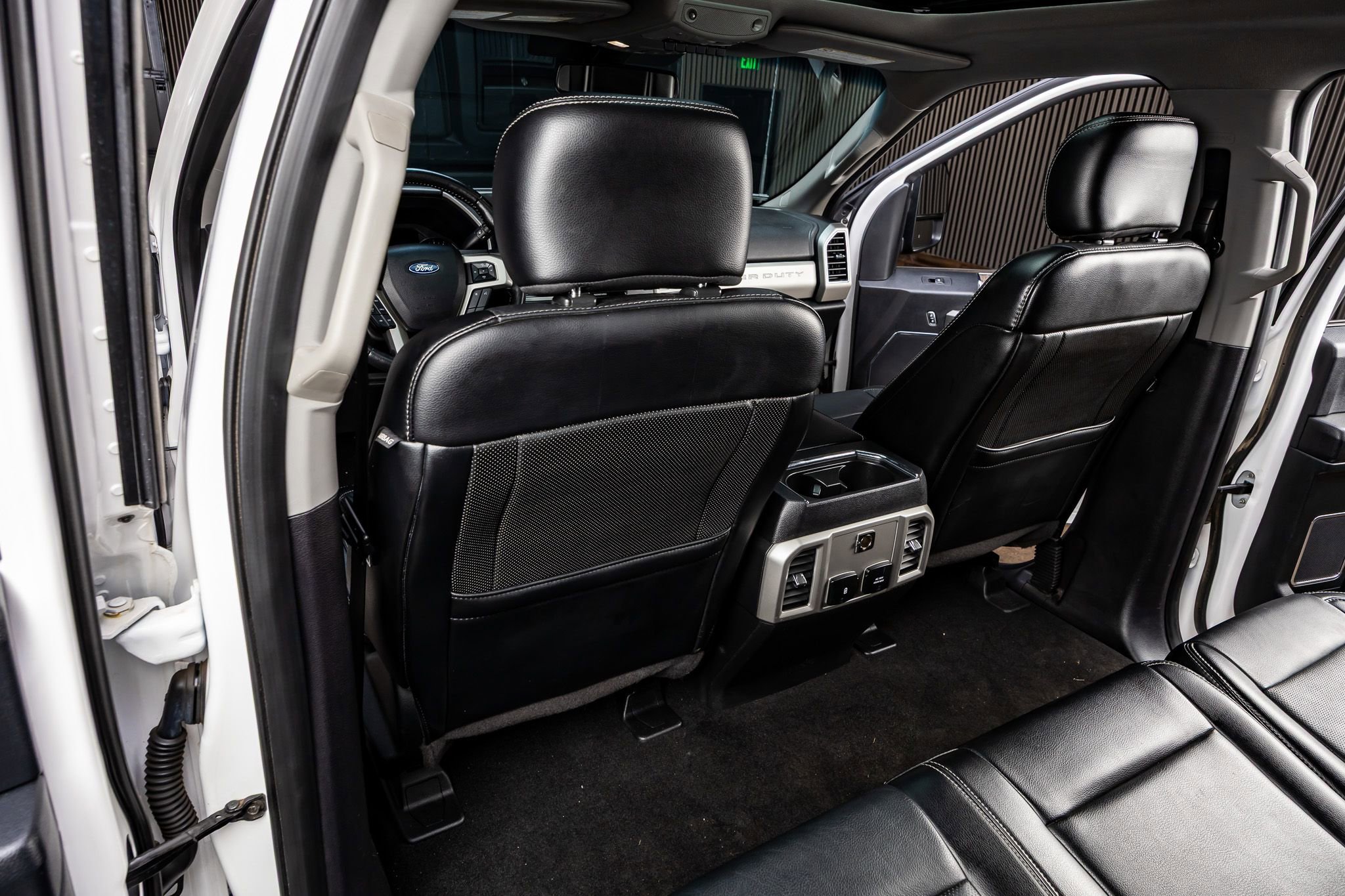 Used 2019 Ford F250 Lariat w/ Lariat Ultimate Package image 33