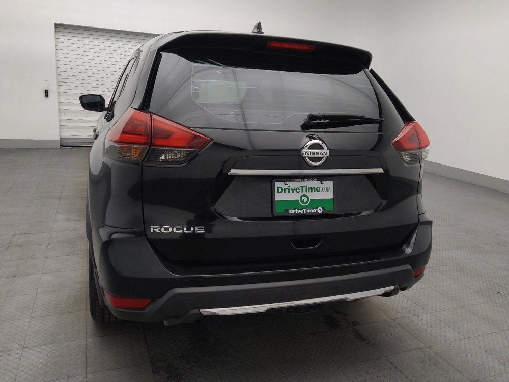 Used 2018 Nissan Rogue S image 6
