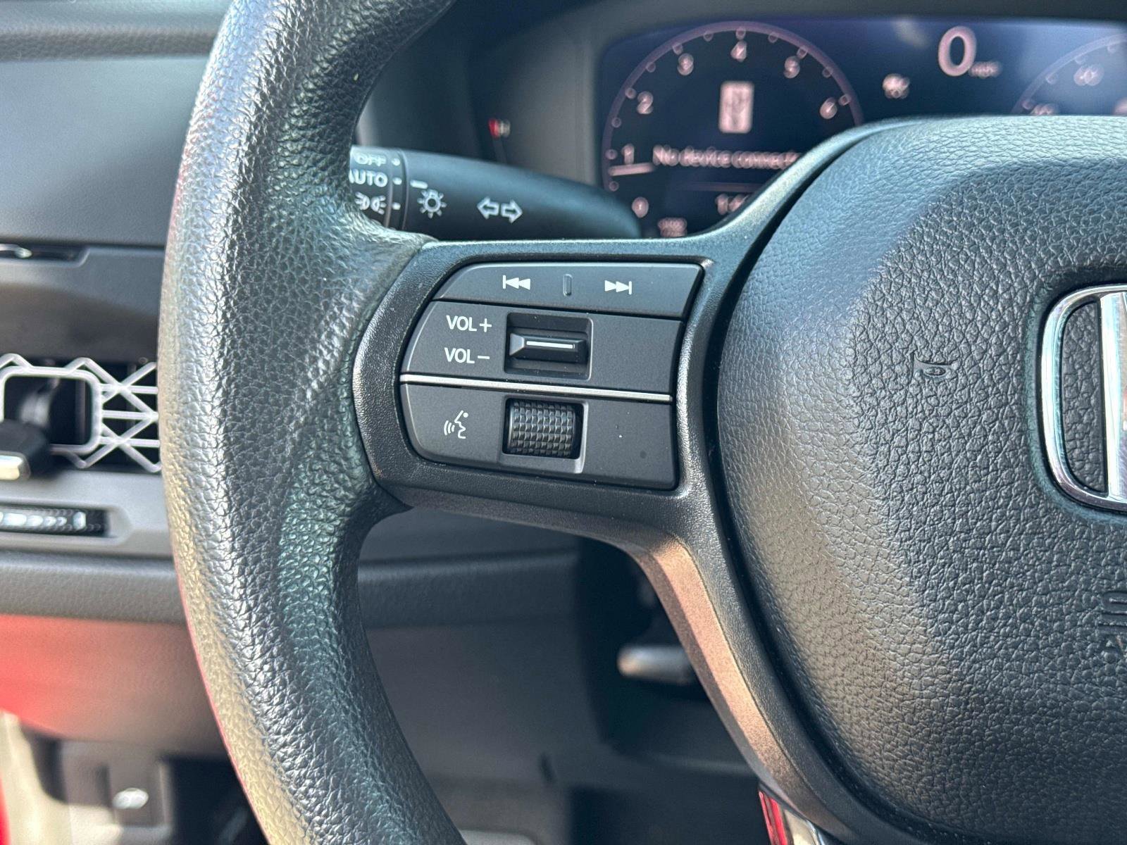 Certified 2023 Honda Accord EX image 29