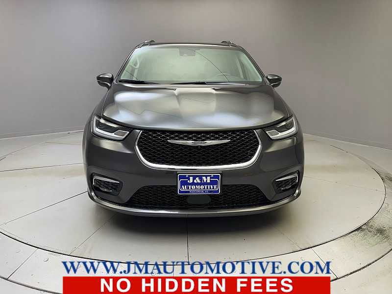 Used 2021 Chrysler Pacifica Touring-L AWD/4WD image 8