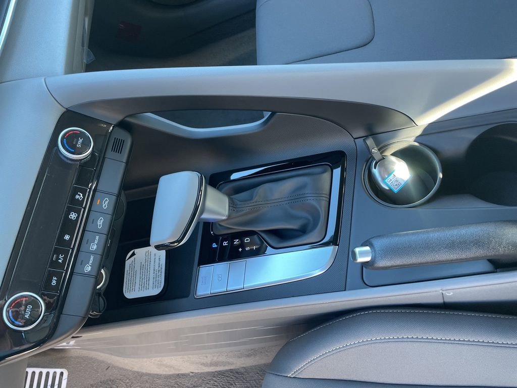 New 2026 Hyundai Elantra Sport image 19