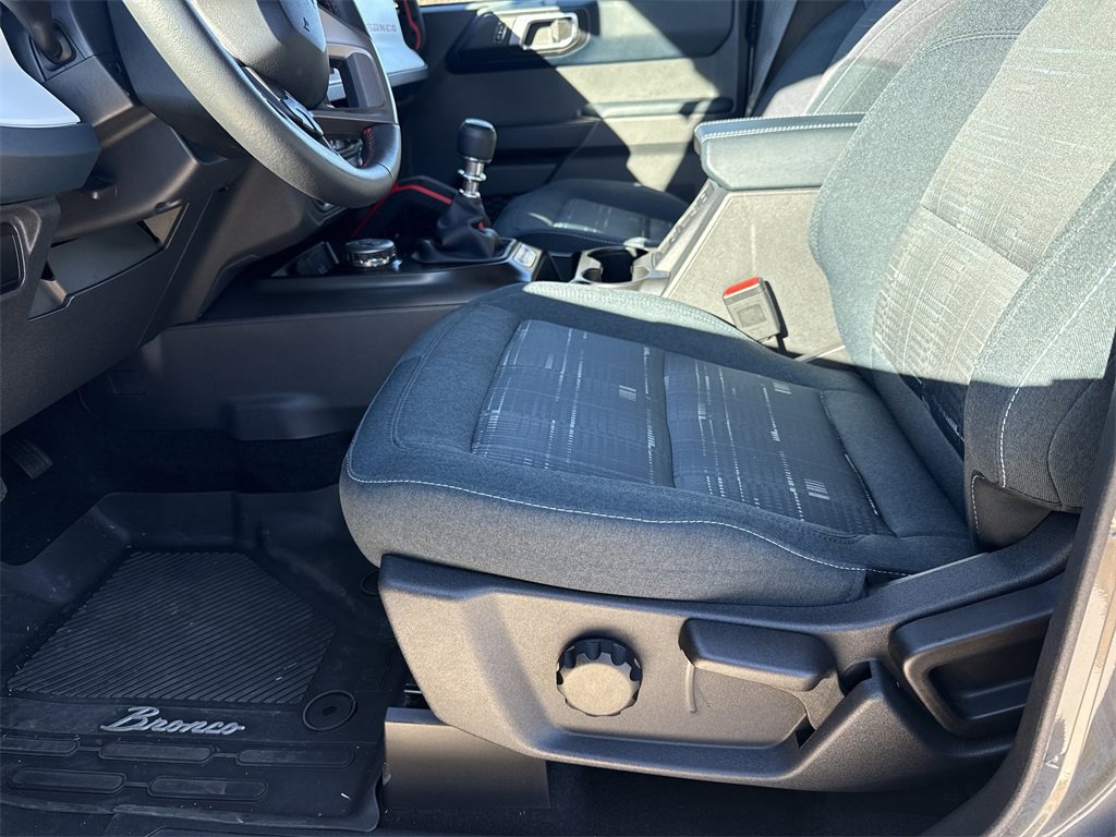 Used 2025 Ford Bronco Heritage Edition image 9