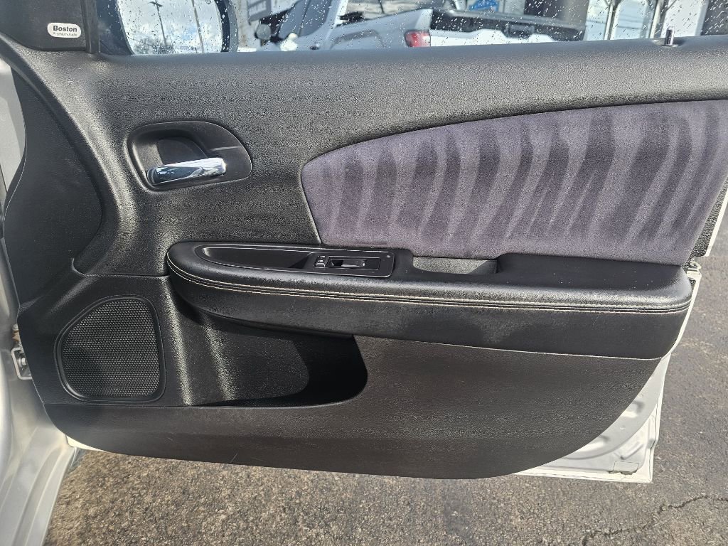 Used 2012 Chrysler 200 S image 45