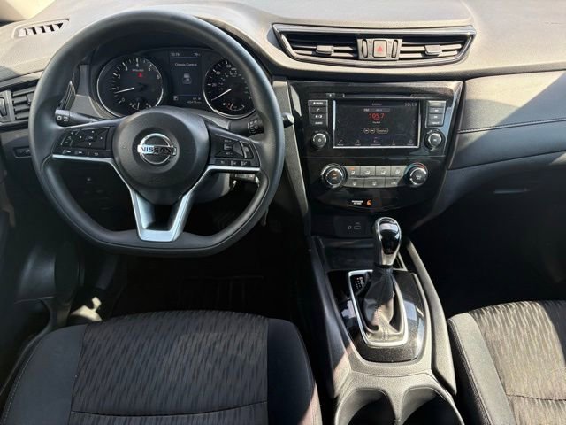 Used 2019 Nissan Rogue S FWD image 3