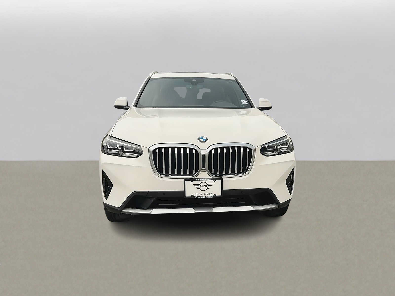 Used 2024 BMW X3 xDrive30i w/ Convenience Package AWD/4WD image 3
