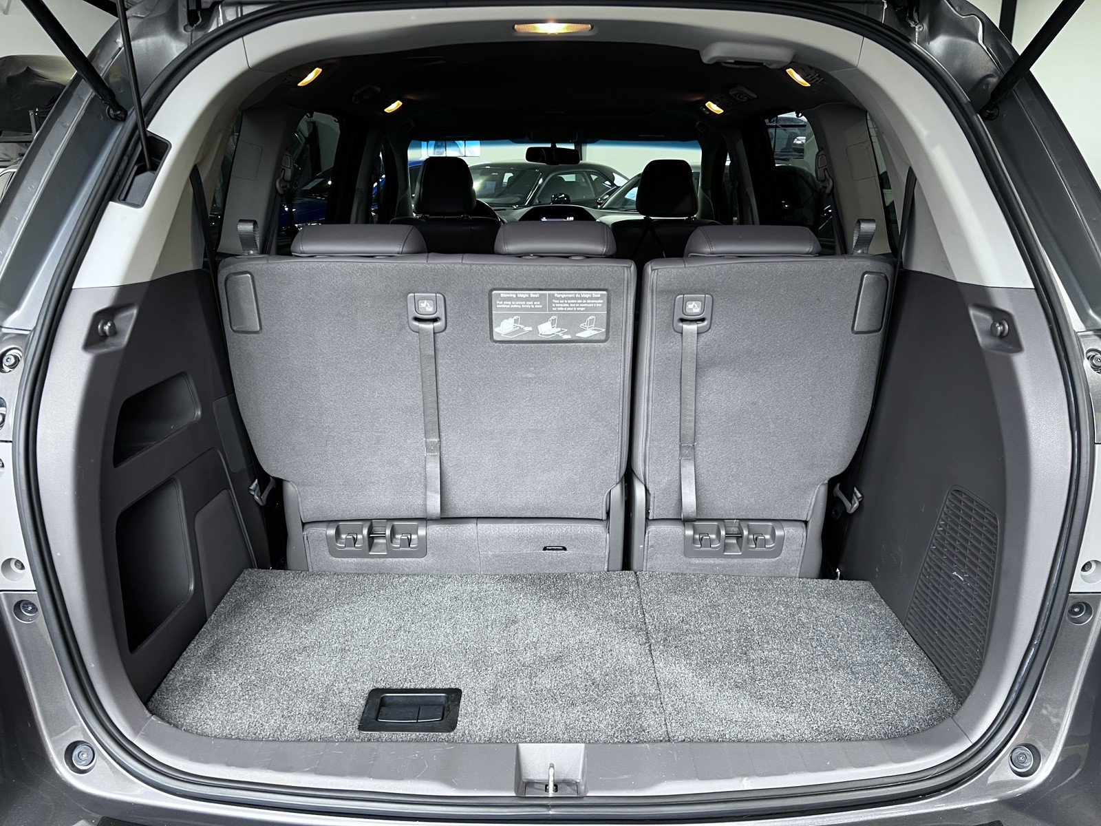 Used 2011 Honda Odyssey EX-L image 31