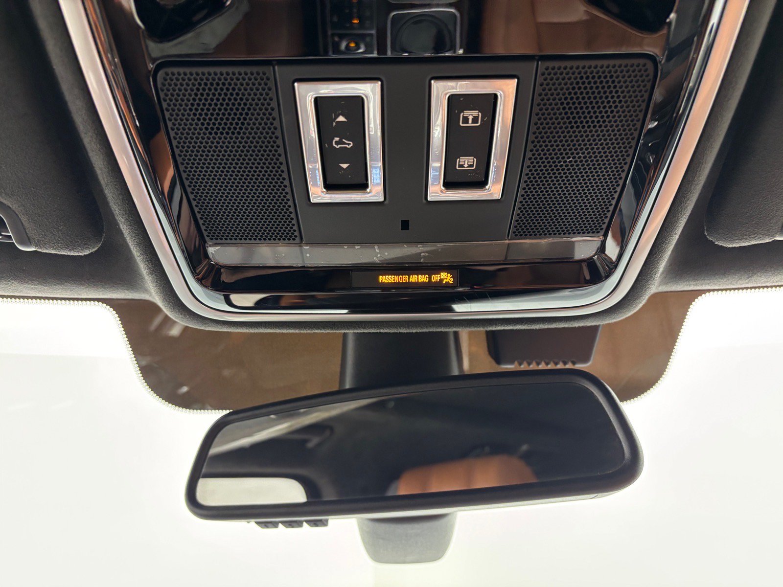 Used 2015 Land Rover Range Rover Autobiography AWD/4WD image 12