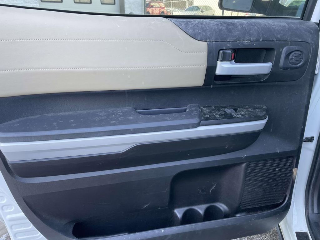 Used 2020 Toyota Tundra Limited w/ Limited Premium Package image 19