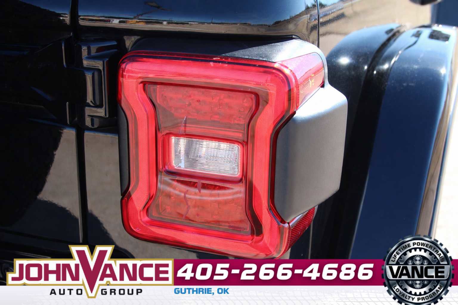 Used 2018 Jeep Wrangler Unlimited Rubicon image 15